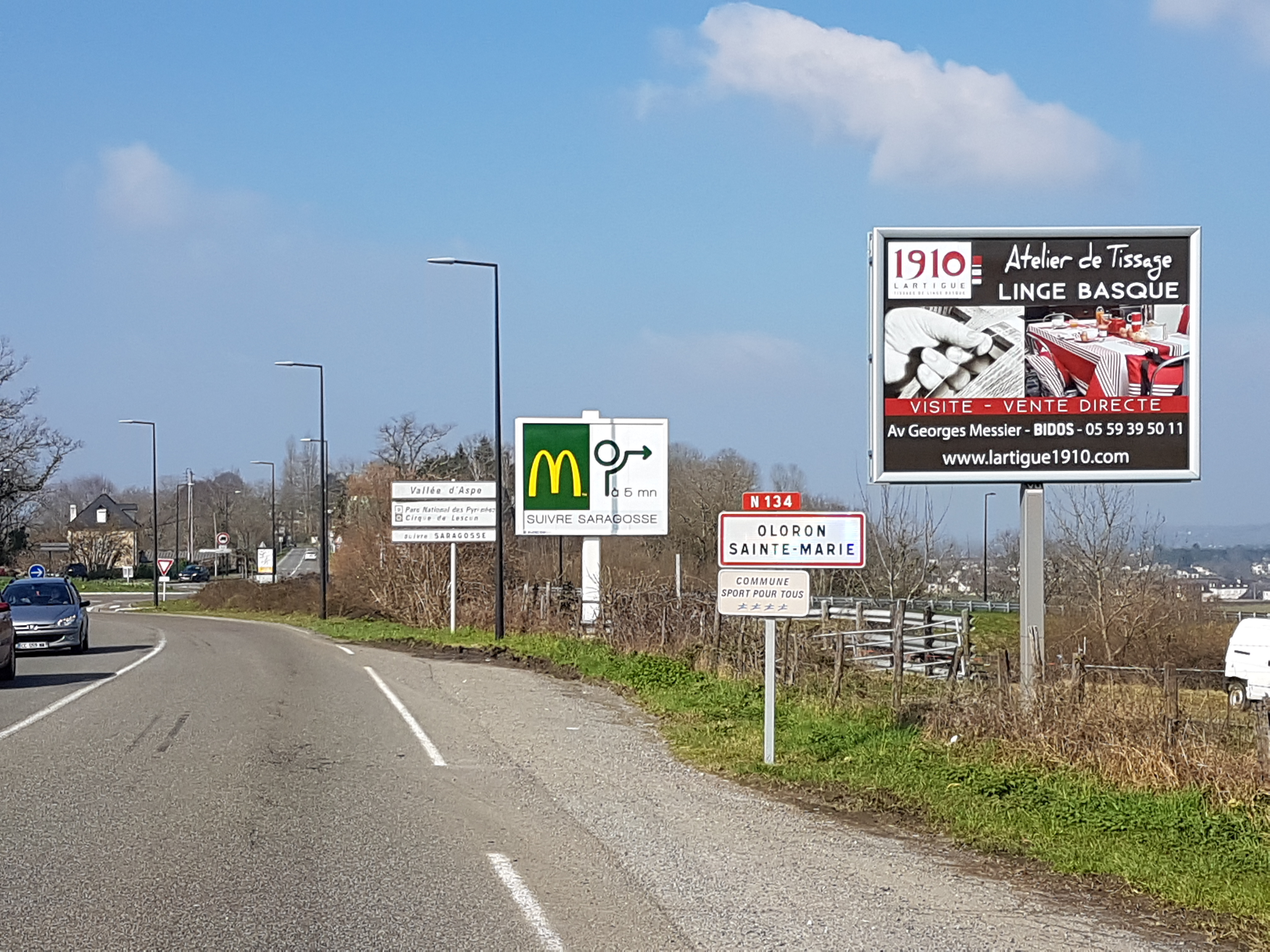 Exemple d'affichage 4x3m réalisé par Exterieurs dans les départements 64, 65 et 31